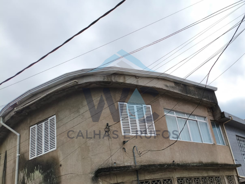 Manutenção de Calhas e Rufos